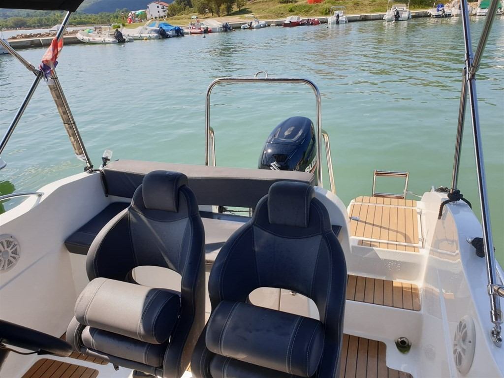 Barracuda 545 Suzuki