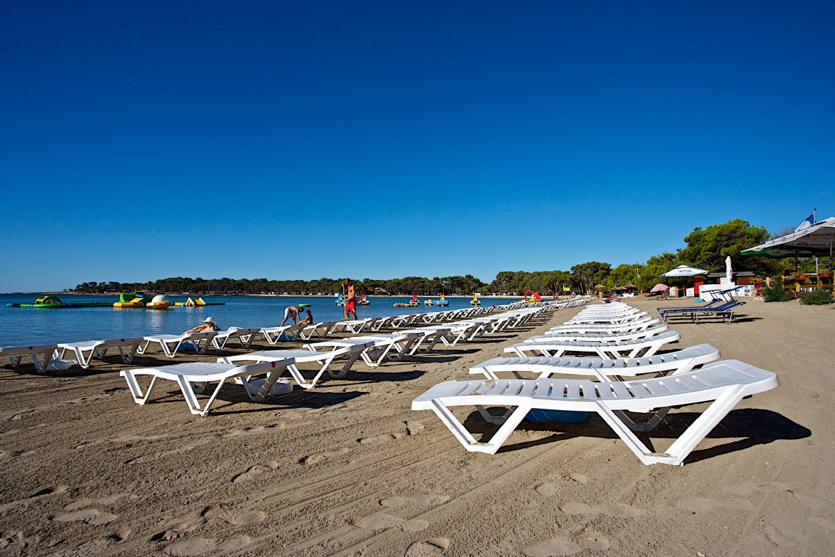 Arena Hotel Holiday 