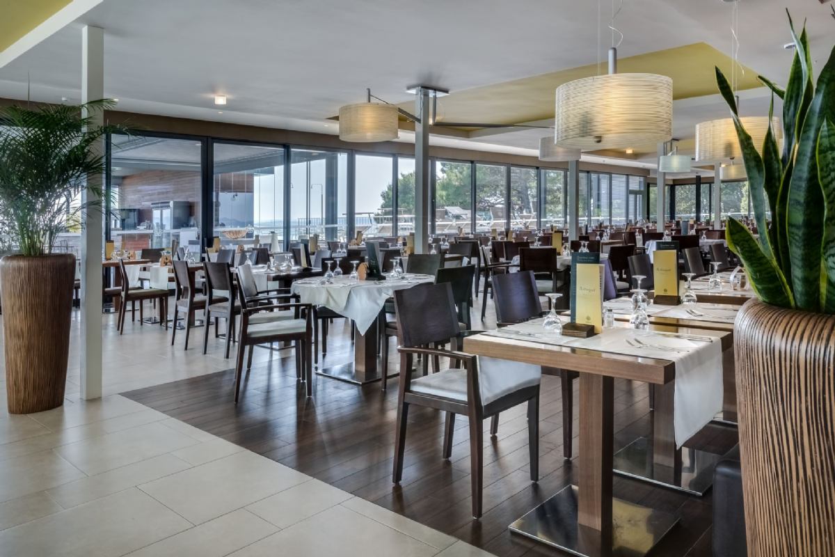 Hotel Pinija Petrčane Zadar Riviera Croatia