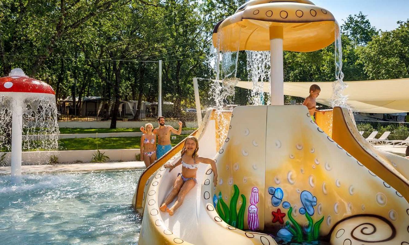 Aminess PPlanet Camping Maravea Holiday Homes Novigrad Istrien