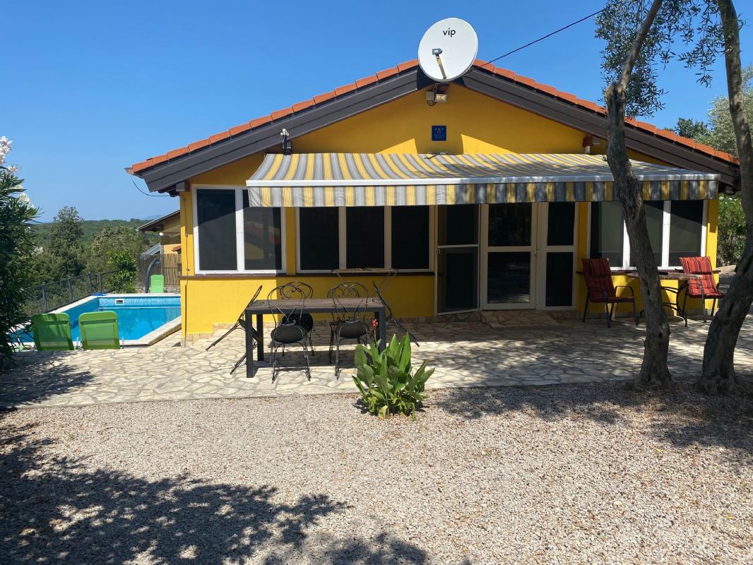 Casa vacanze Malnar con la piscina isola di Krk Skrbcici