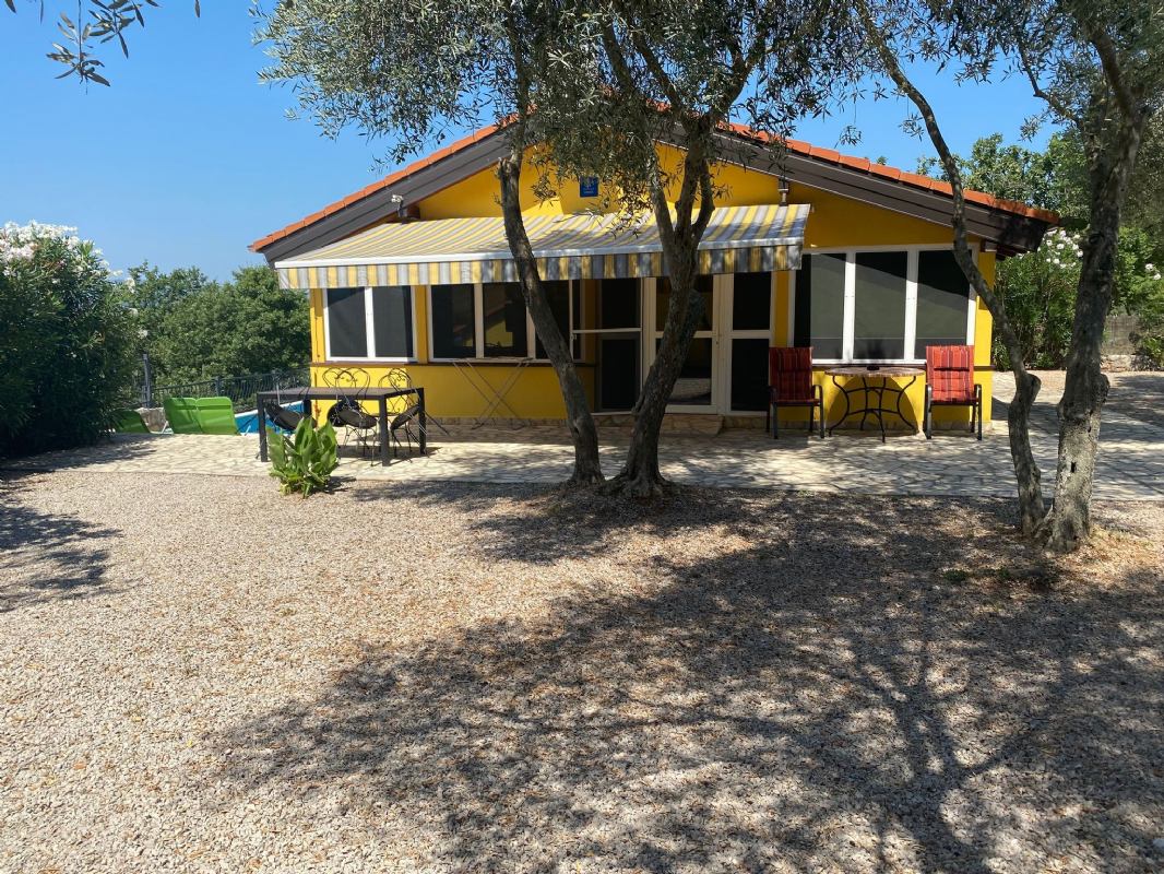 Casa vacanze Malnar con la piscina isola di Krk Skrbcici