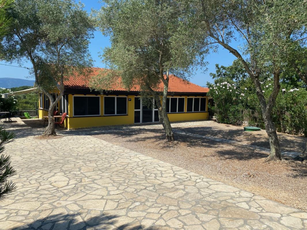 Casa vacanze Malnar con la piscina isola di Krk Skrbcici