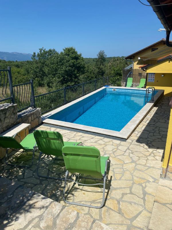 Vacation house Malnar with pool island Krk Skrbcici 