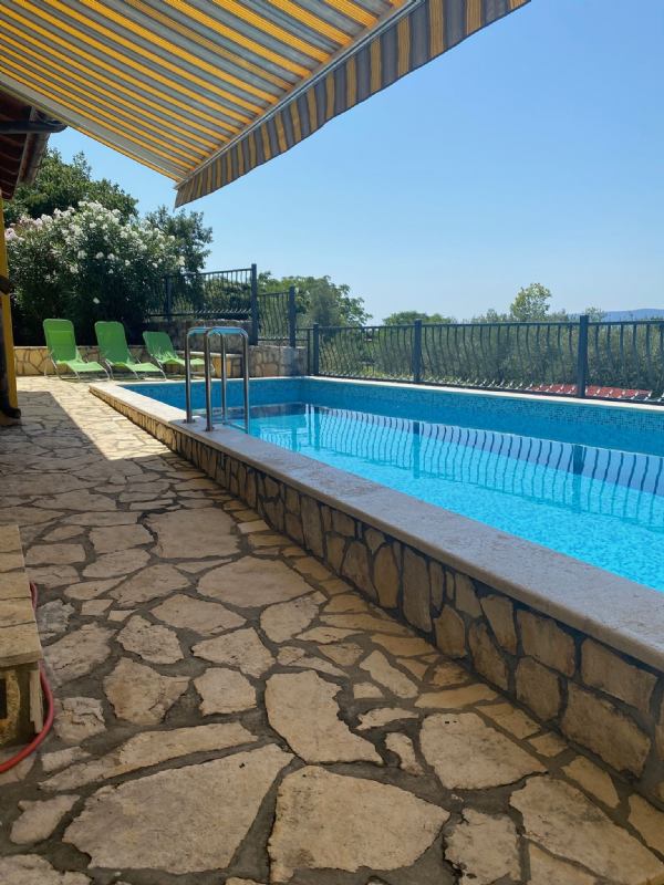 Vacation house Malnar with pool island Krk Skrbcici 