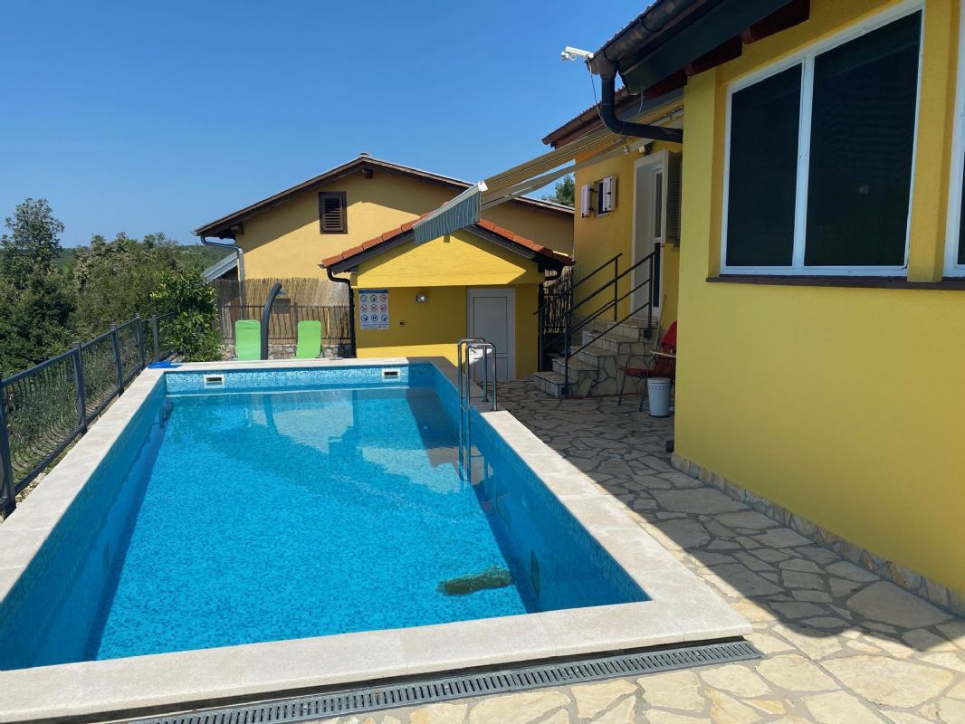 Vacation house Malnar with pool island Krk Skrbcici 