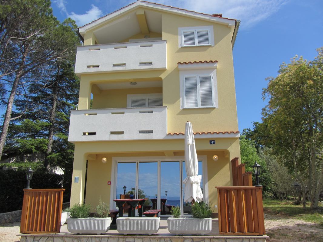 Apartments Rova island Krk Malinska