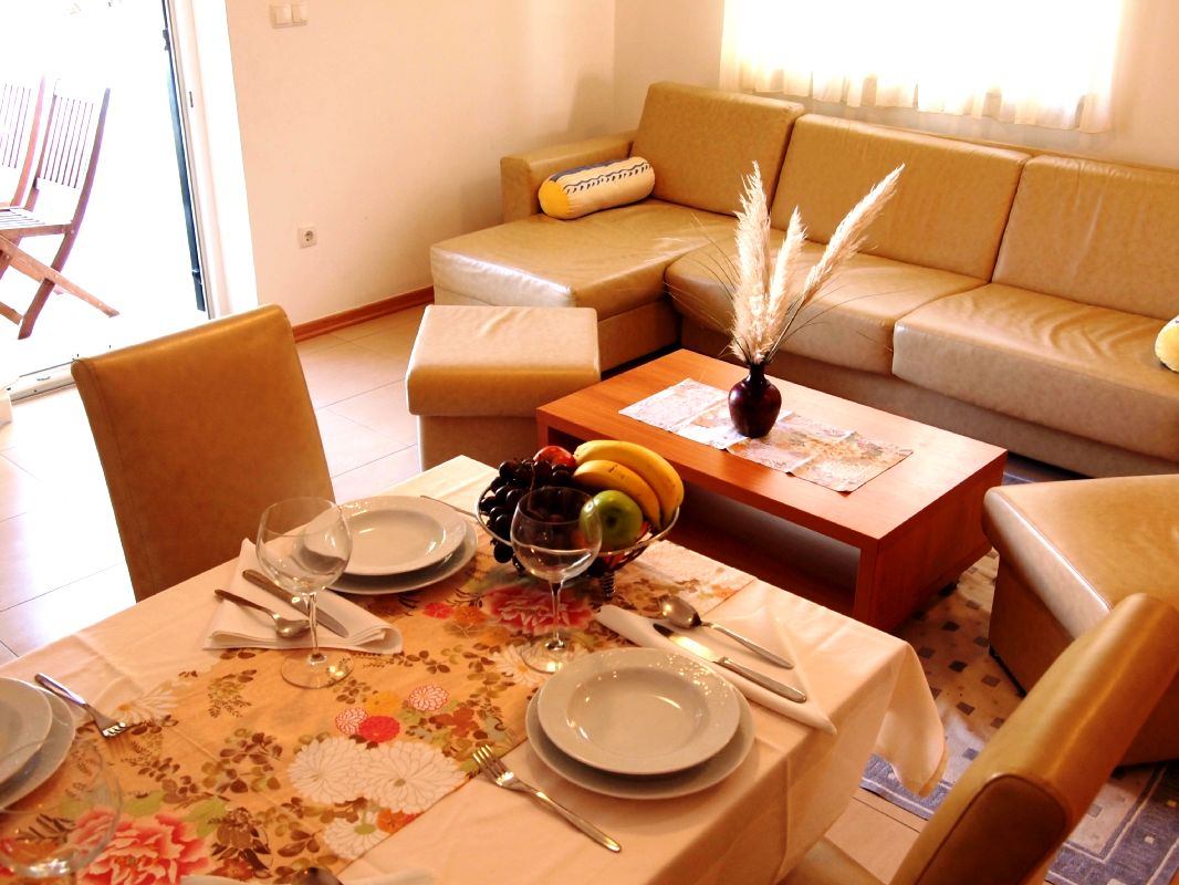 Apartment 4
