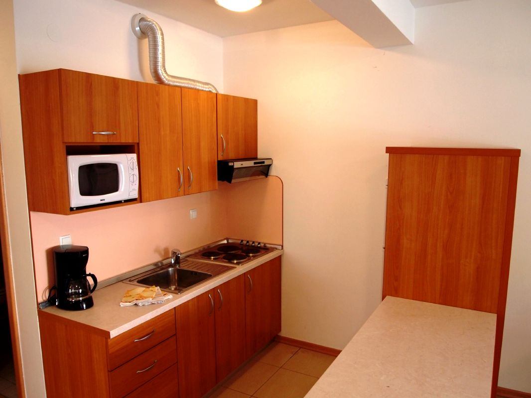 Apartment 4