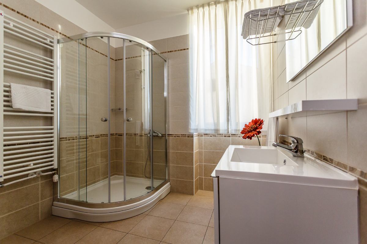 Apartman 104