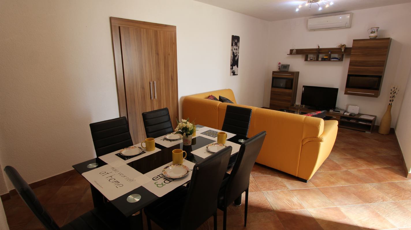 Ferienwohnung Lorena 4