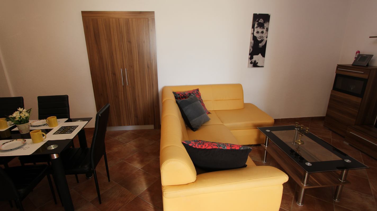 Ferienwohnung Lorena 4