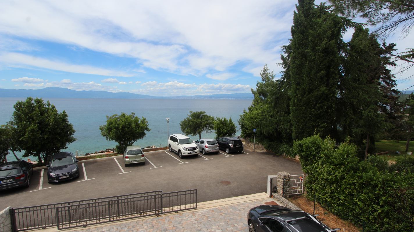 Apartment Rova 2