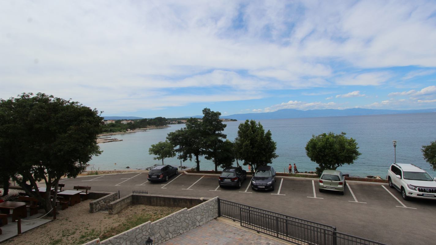 Apartment Rova 2