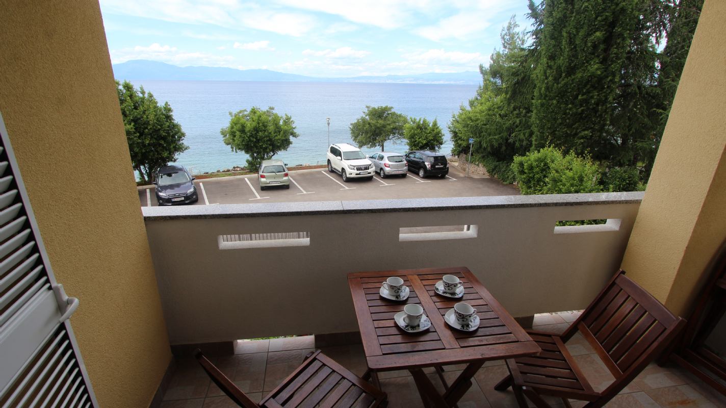 Apartment Rova 2