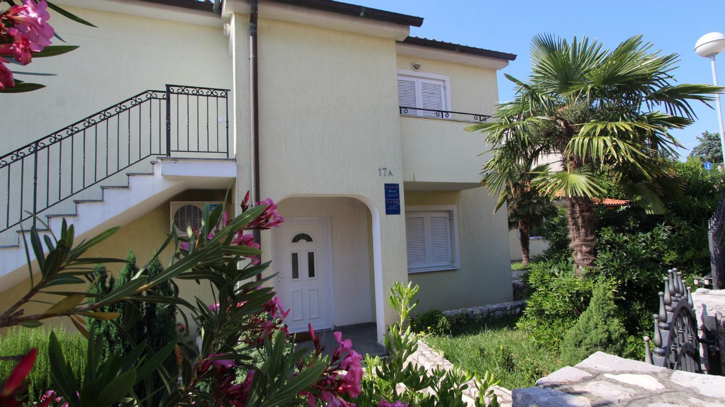 Apartments Grahovac island Krk Malinska