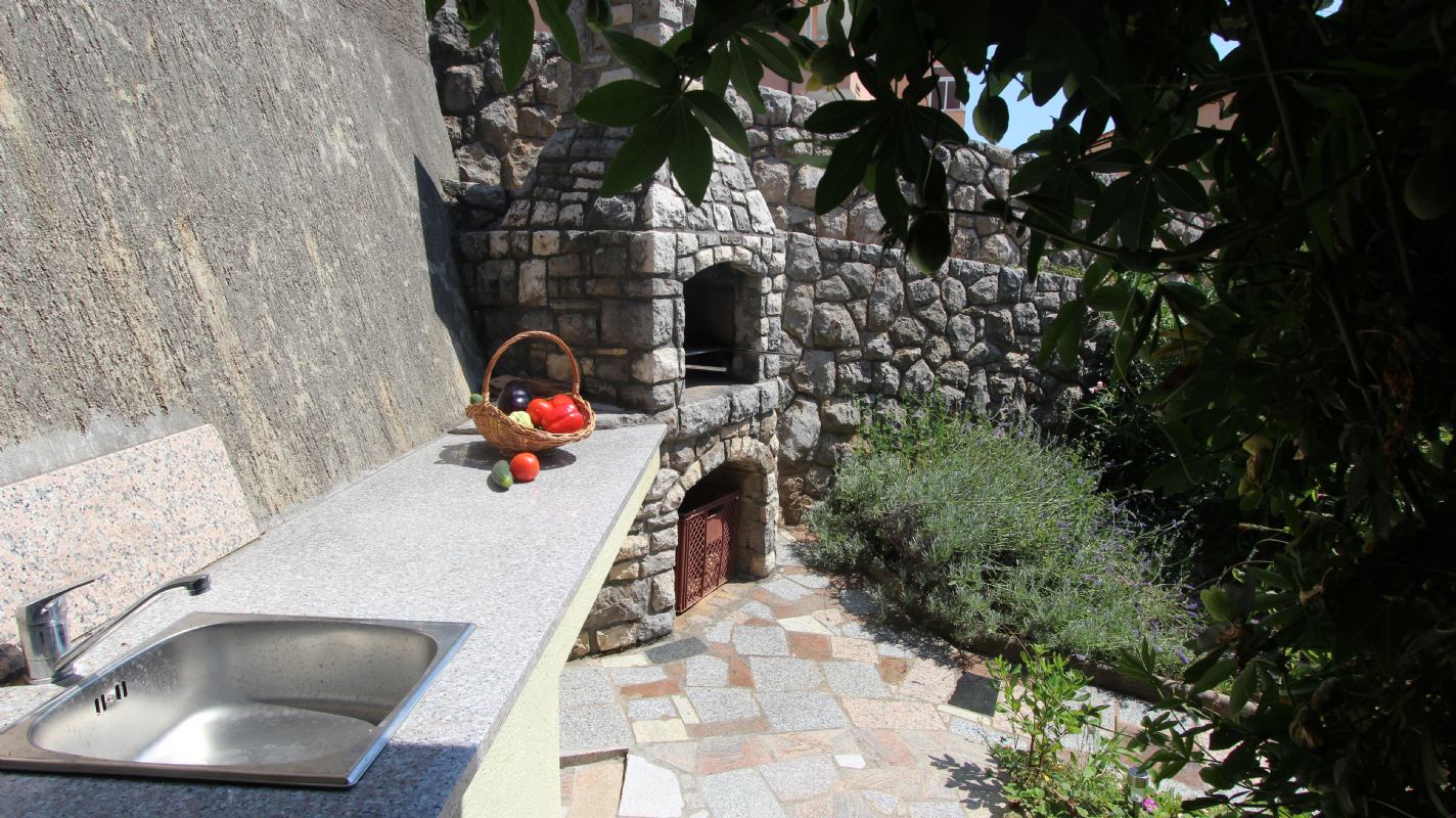 Apartments Grahovac island Krk Malinska