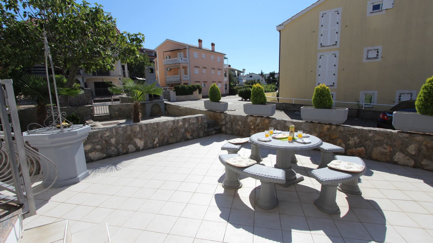 Apartments Totić island Krk Malinska