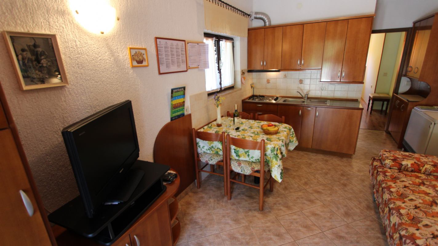 Apartment Miranda island Krk Gostinjac