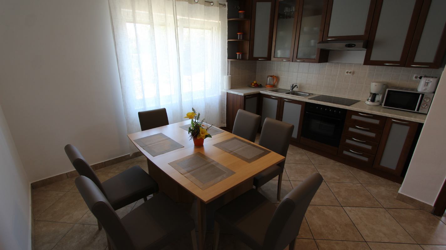 Apartman Ap6+1 br1 otok Krk Malinska