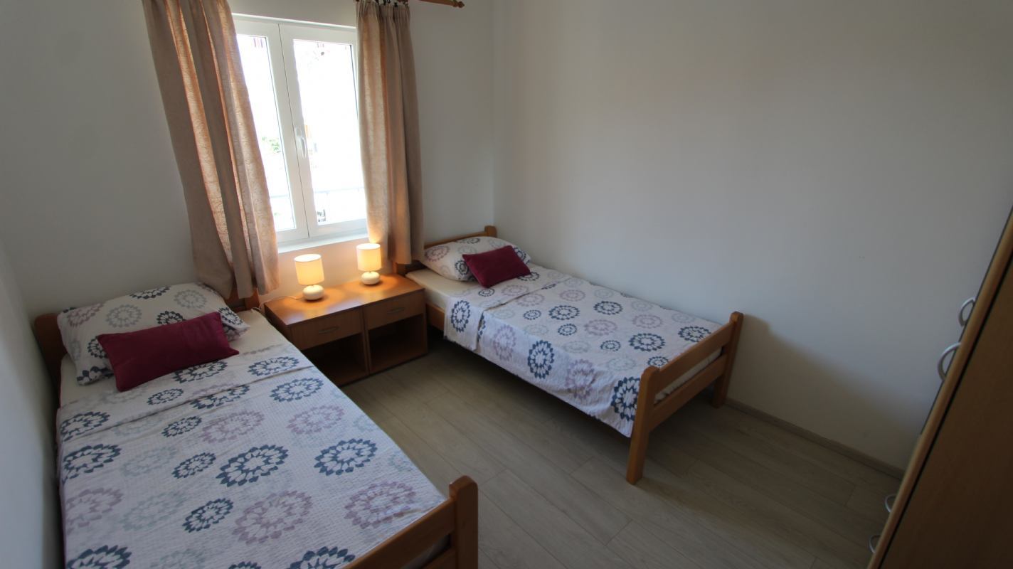 Apartman Ap6+1 br1 otok Krk Malinska