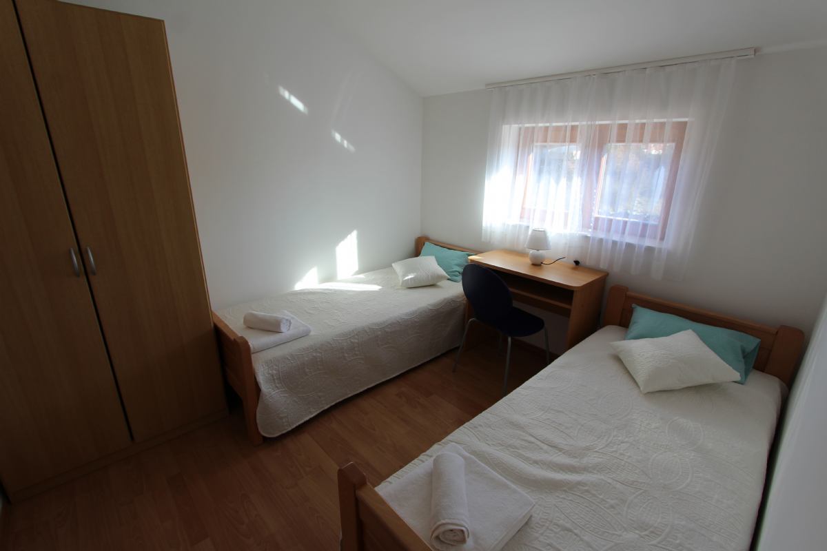 Ferienwohnung Valdina 5