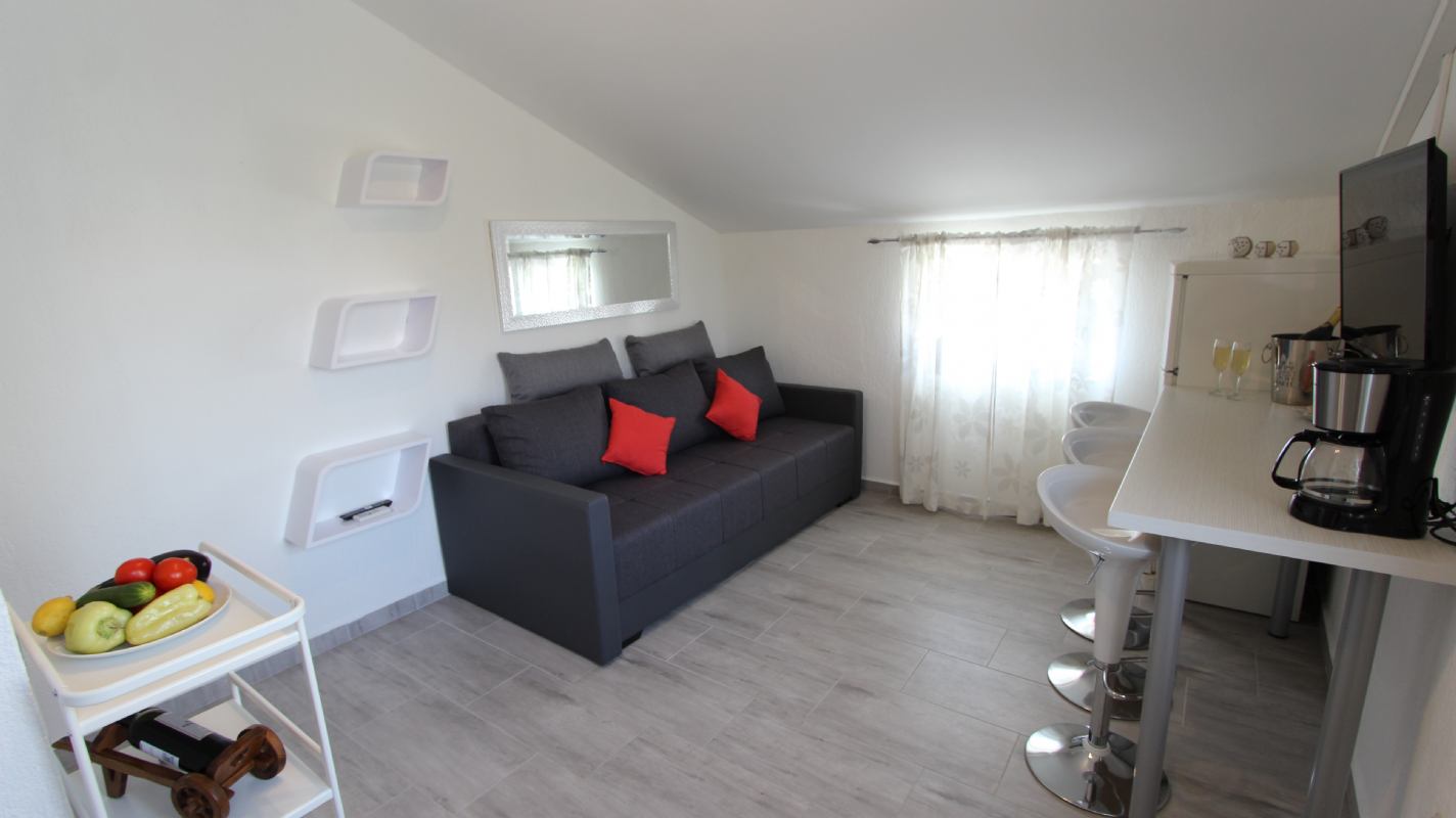 Apartman Ap2+2 br3 otok Krk Malinska