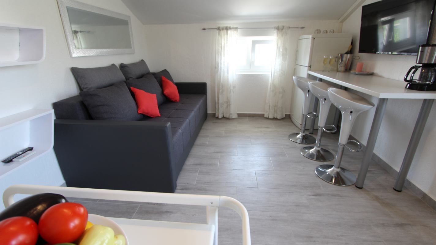 Apartman Ap2+2 br3 otok Krk Malinska