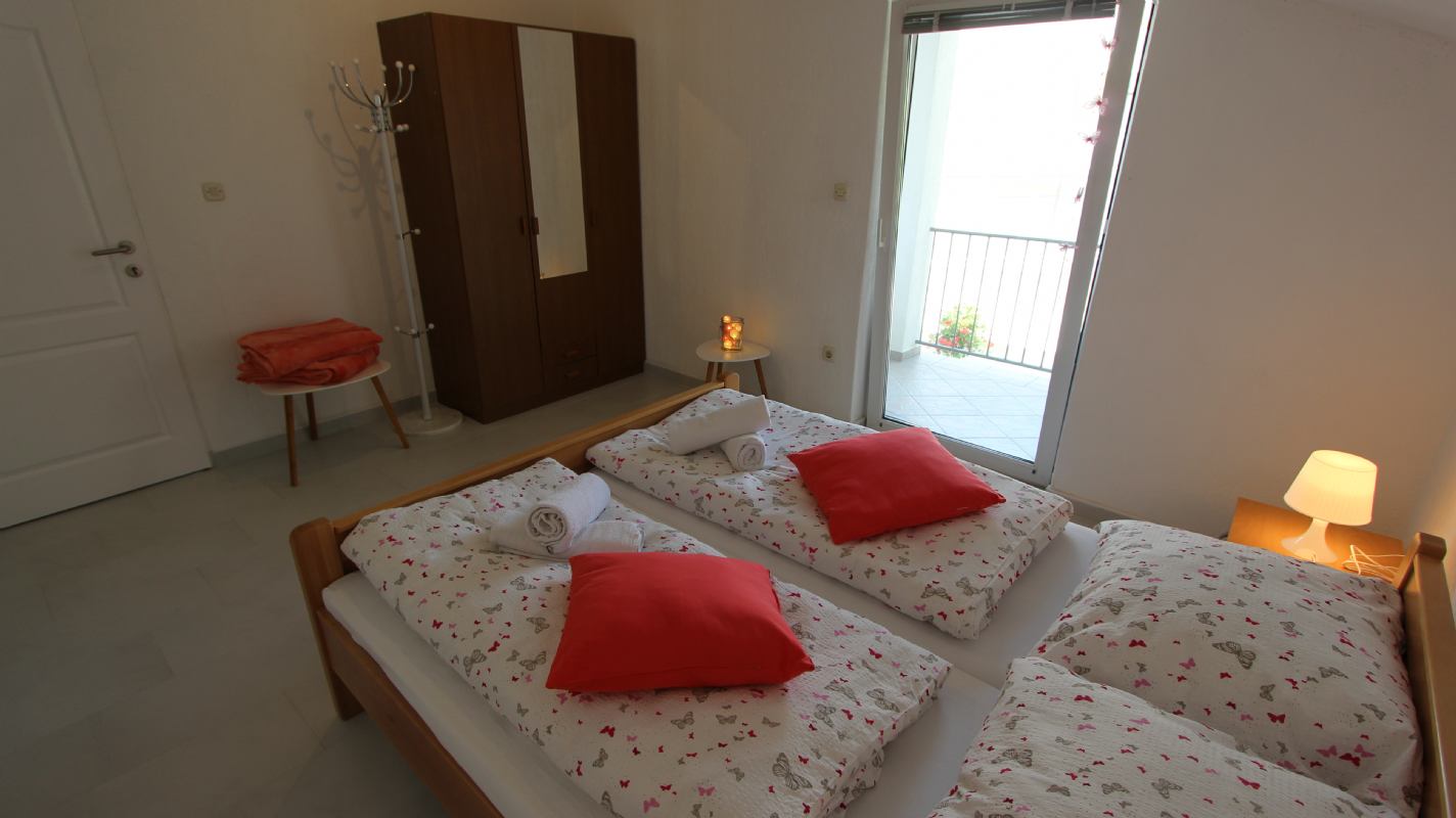 Apartman Ap2+2 br3 otok Krk Malinska