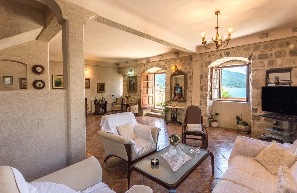 Villa Dena Kotor bucht Montenegro
