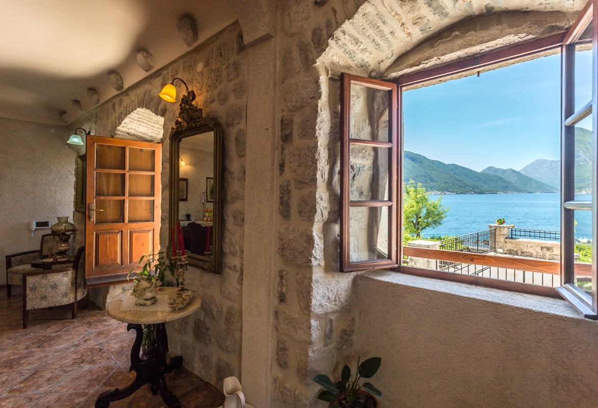 Villa Dena Kotor bucht Montenegro