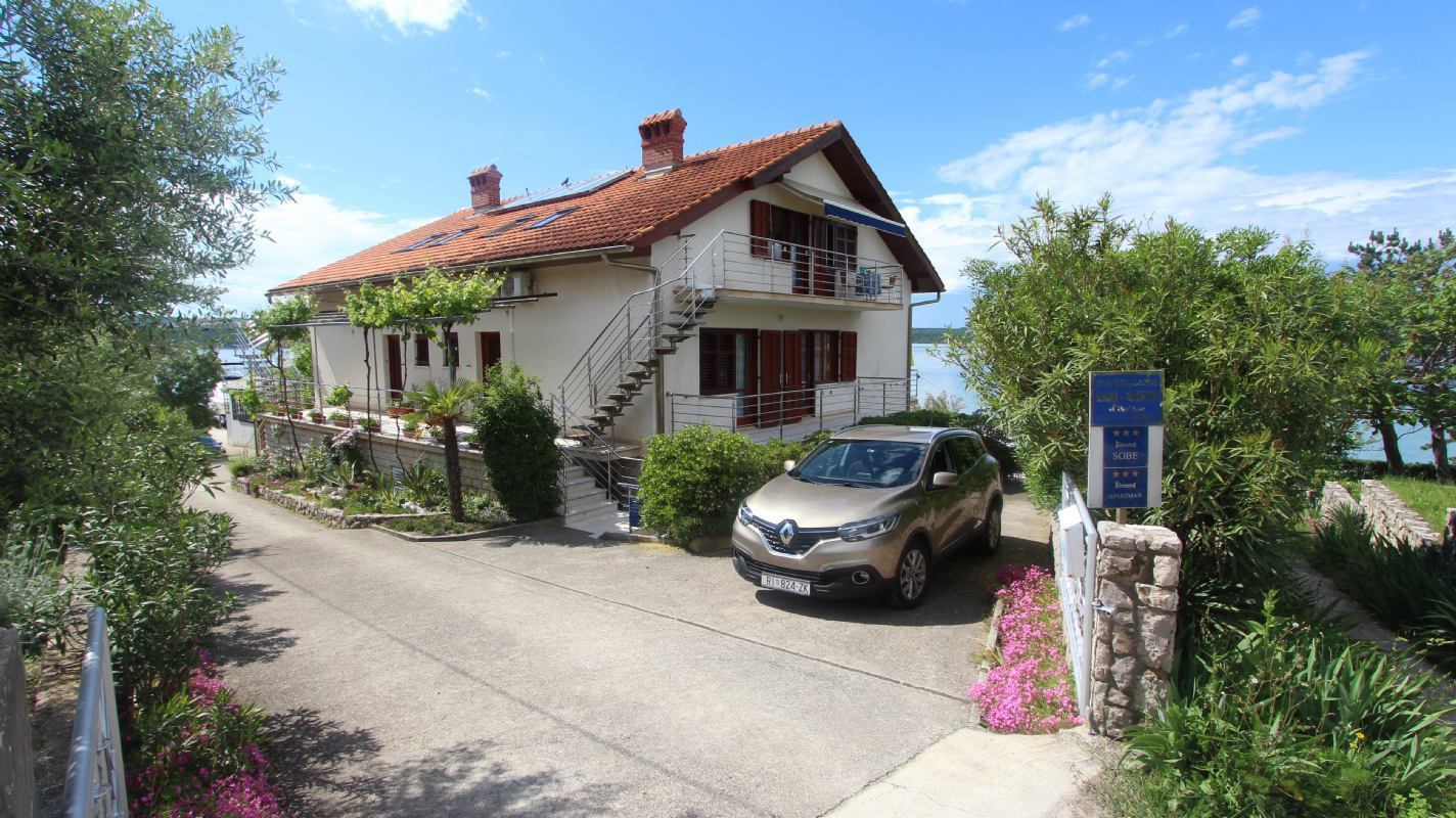 Apartments Mara Jurić island Krk Klimno