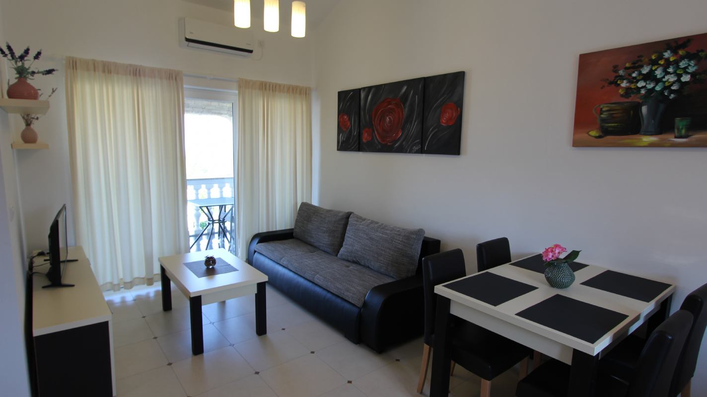 Apartman Jela 4