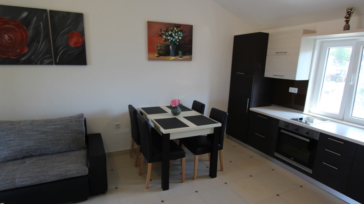 Apartman Jela 4