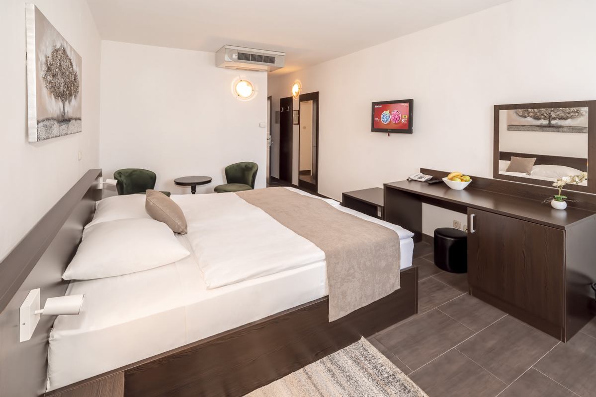 Hotel Omorika Punat sull'isola di Krk Croazia