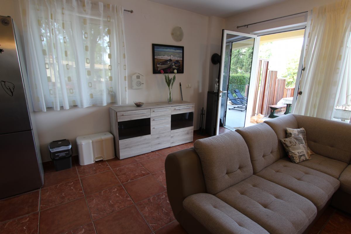 Apartment Rova 5