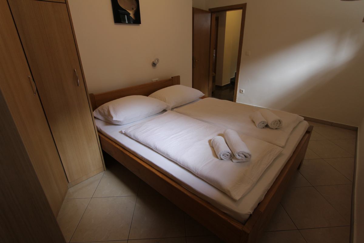 Apartment Rova 5