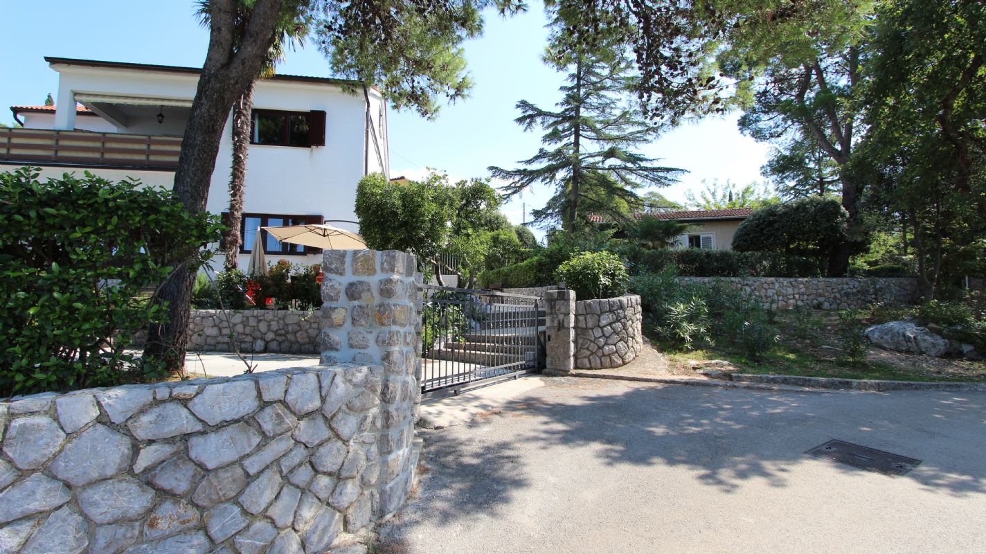 Apartmani Olivari otok Krk Malinska