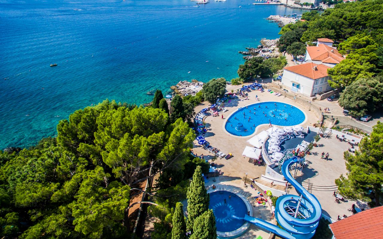 Depadance Villa Lovorka  Hotel Resort Dražica