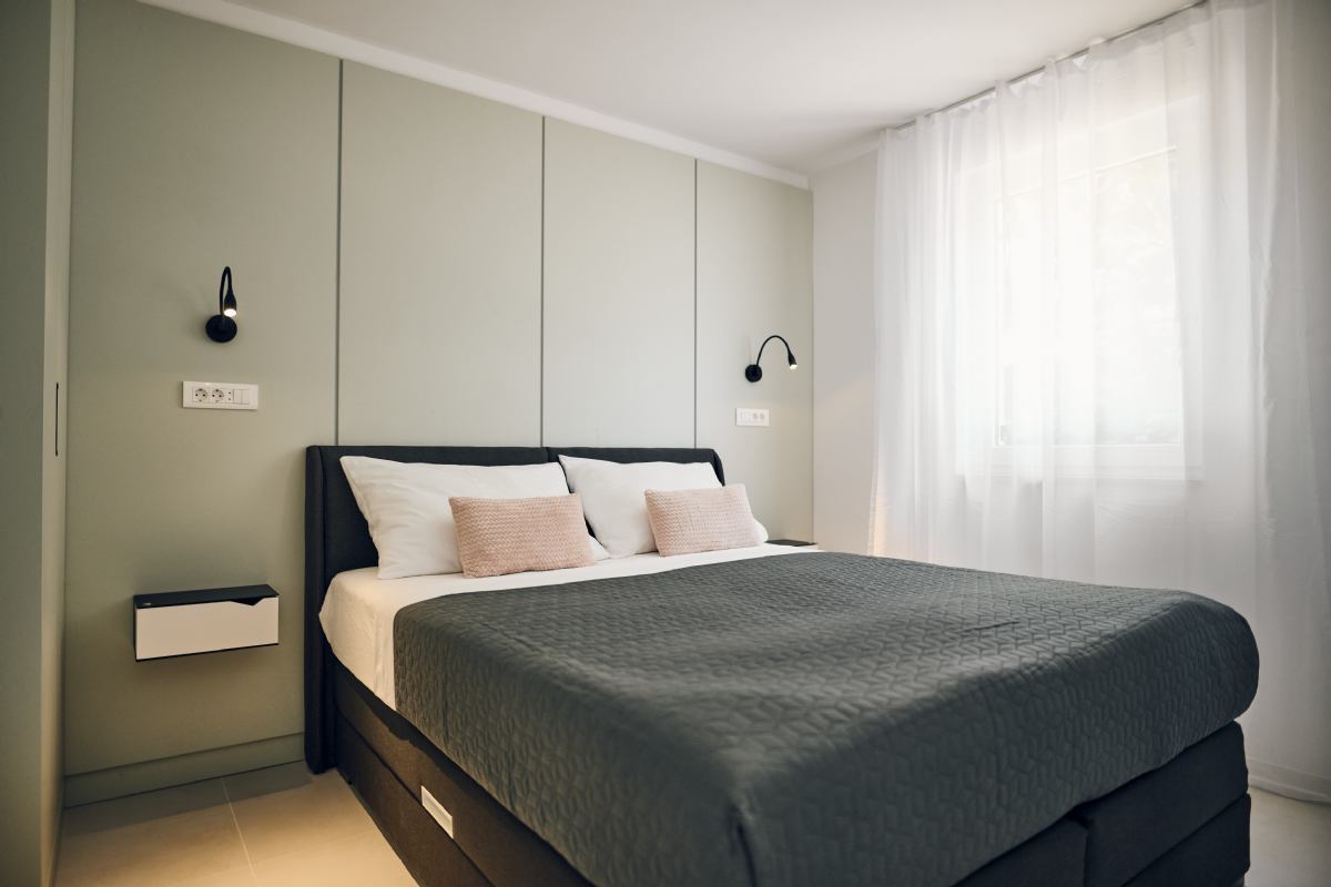 Apartment mit ein Schlafzimmer und Balkon