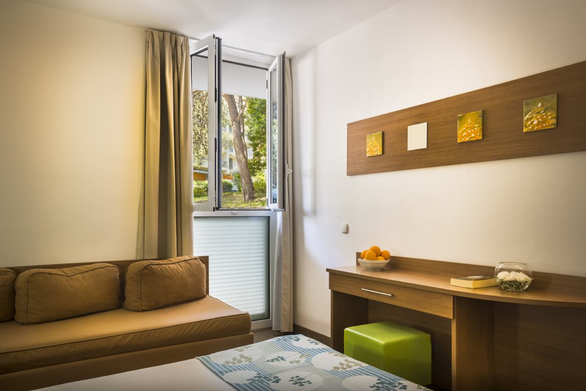 Miramar Sunny Hotel and Residence by Valamar