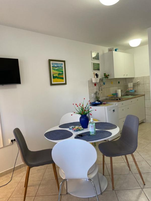 Apartment Pape 1