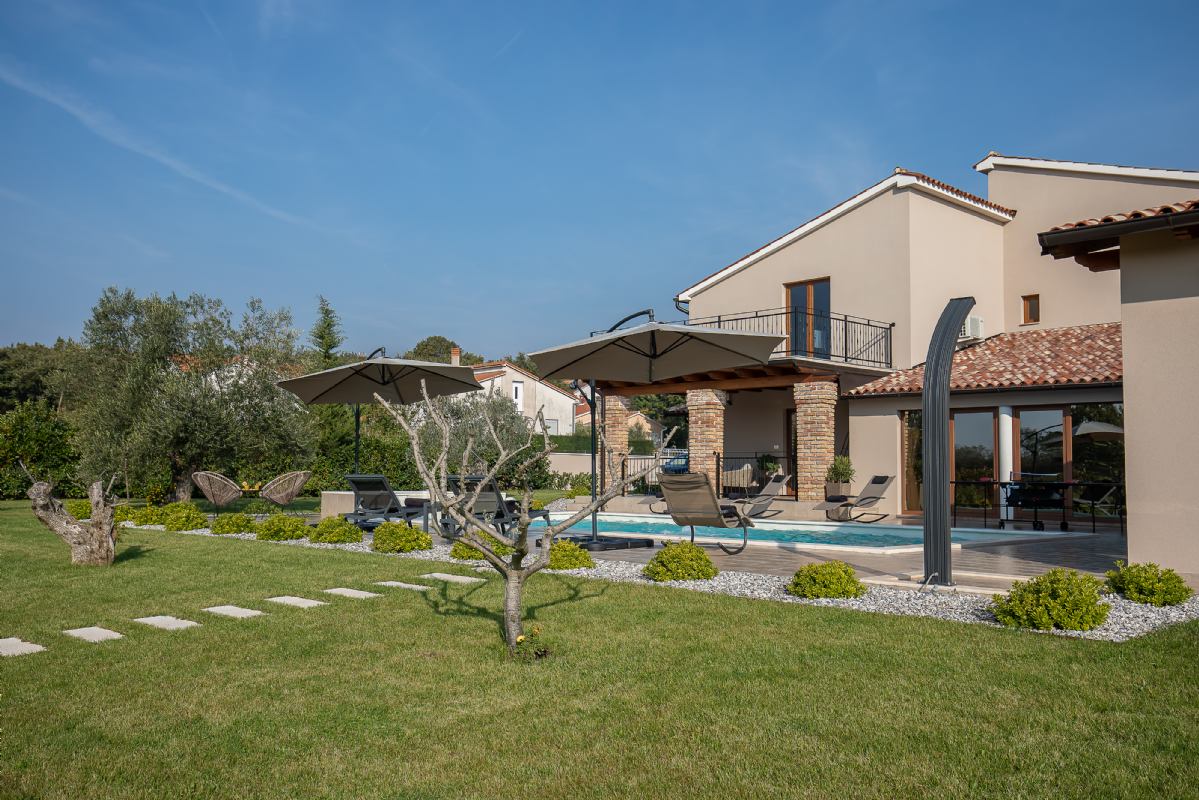 Vacation house Villa Mattuzzi with swimming pool Istra Loborika