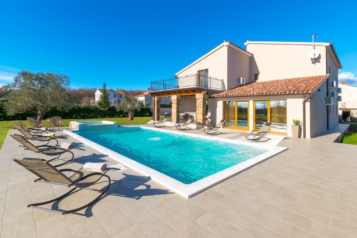 Ferienhaus Villa Mattuzzi mit Pool Istra Loborika